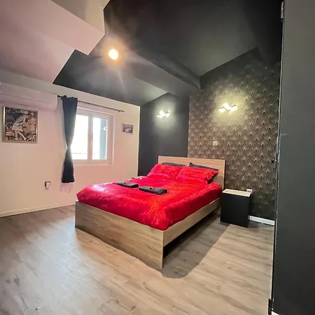 Jacuzzi Centre 5 * Narbonne