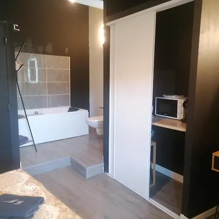 Baignoire Centre * Ναρμπόν